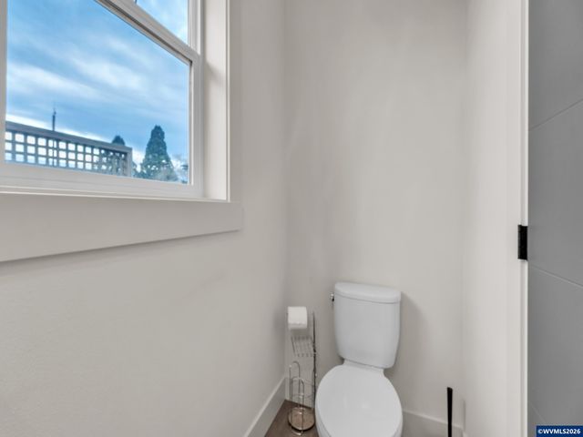 1956 SW 53rd St, Corvallis, OR 97333