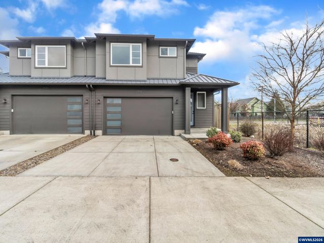 1956 SW 53rd St, Corvallis, OR 97333