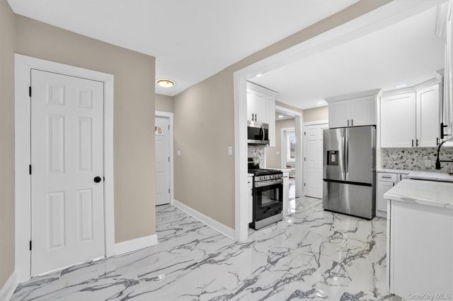 94 Jervis Road, Yonkers, NY 10705