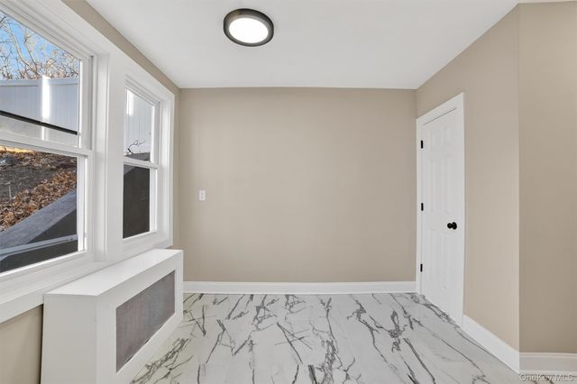 94 Jervis Road, Yonkers, NY 10705