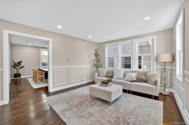 94 Jervis Road, Yonkers, NY 10705