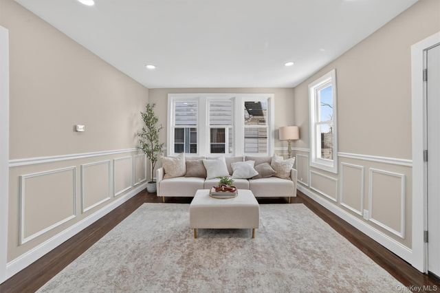 94 Jervis Road, Yonkers, NY 10705