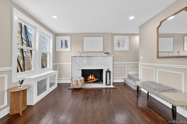 94 Jervis Road, Yonkers, NY 10705