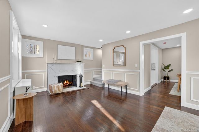 94 Jervis Road, Yonkers, NY 10705