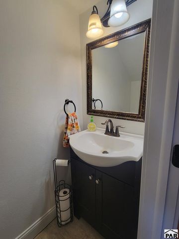 1525 Carteret Ave, Pueblo, CO 81004
