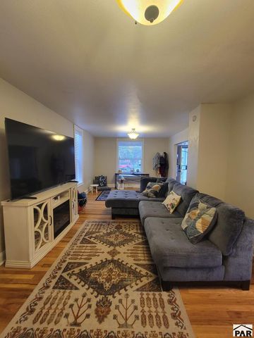 1525 Carteret Ave, Pueblo, CO 81004