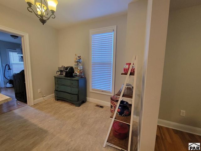 1525 Carteret Ave, Pueblo, CO 81004