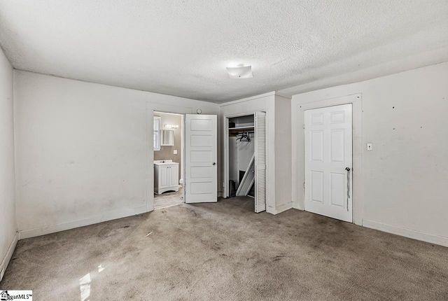 310 Hawkins Street, Wellford, SC 29385