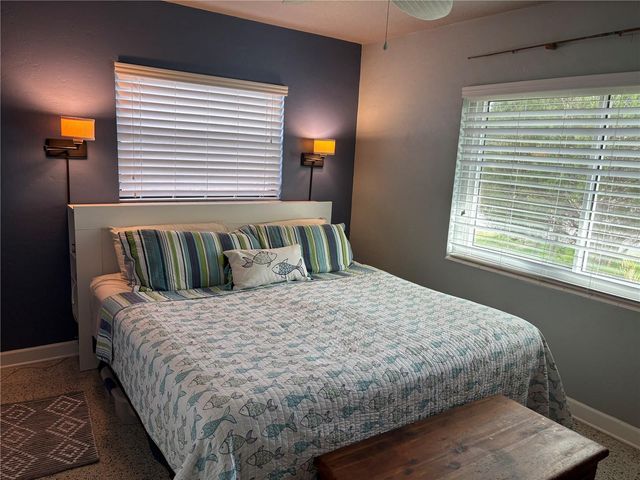 4391 34TH AVENUE N, St Petersburg, FL 33713