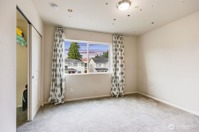 15036 Iverson Loop SE, Yelm, WA 98597