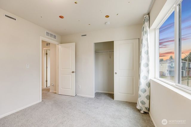 15036 Iverson Loop SE, Yelm, WA 98597