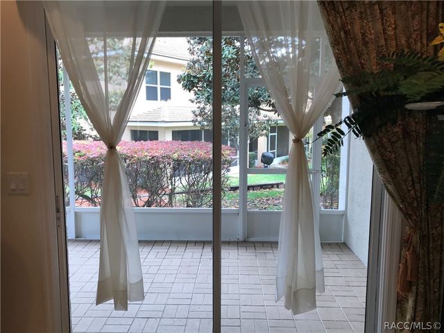 1716 W Lago Loop, Lecanto, FL 34461