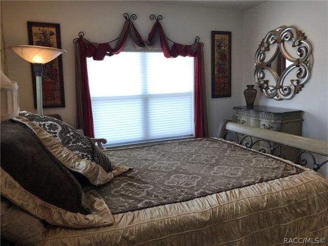 1716 W Lago Loop, Lecanto, FL 34461