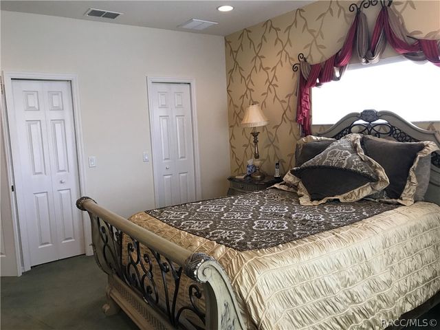 1716 W Lago Loop, Lecanto, FL 34461