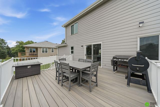 3730 El Paso Drive, Lincoln, NE 68516