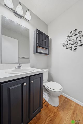 3730 El Paso Drive, Lincoln, NE 68516