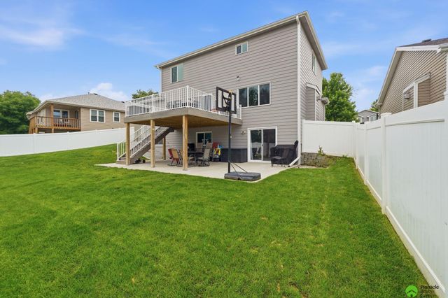 3730 El Paso Drive, Lincoln, NE 68516
