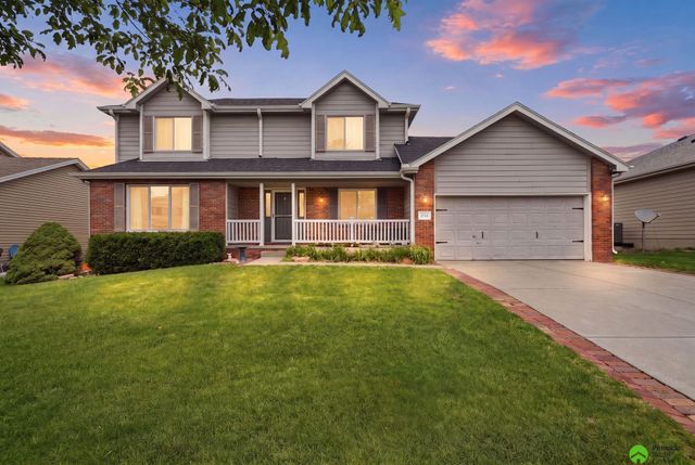 3730 El Paso Drive, Lincoln, NE 68516