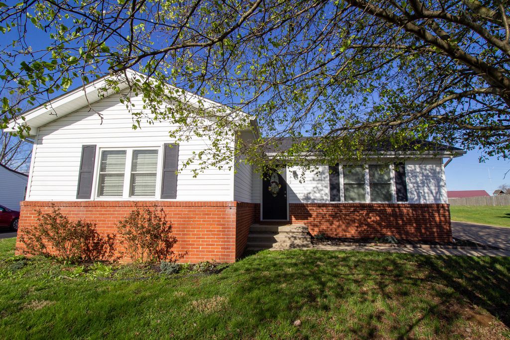 207 Fairview Avenue, Mt Sterling, KY 40353