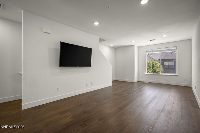 4915 Ciarra Kennedy Lane, Reno, NV 89503