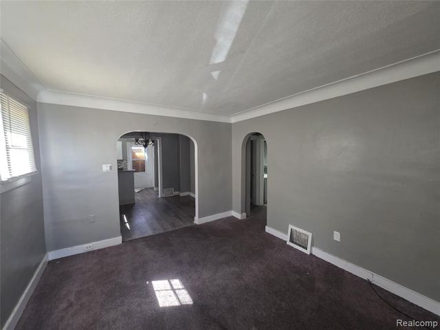 6017 Plainview Avenue, Detroit, MI 48228