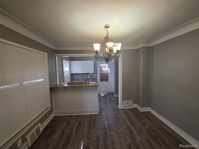 6017 Plainview Avenue, Detroit, MI 48228