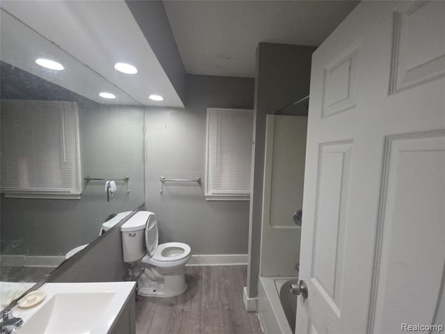 6017 Plainview Avenue, Detroit, MI 48228