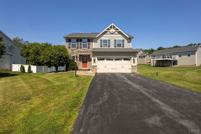 127 Brinan Fields, Manlius, NY 13104