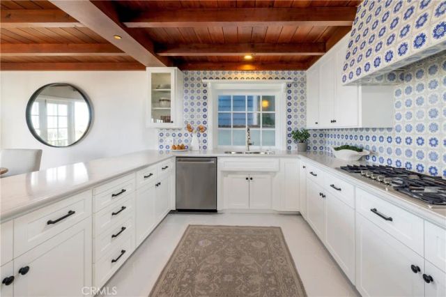 1516 E Ocean Front, Newport Beach, CA 92661