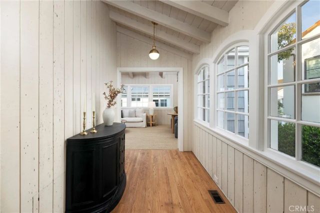 1516 E Ocean Front, Newport Beach, CA 92661