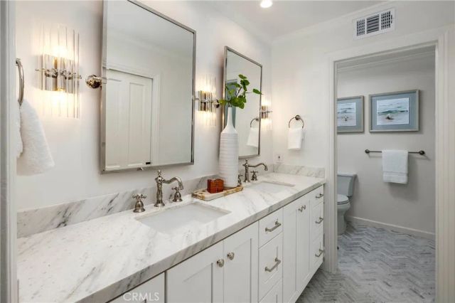 1516 E Ocean Front, Newport Beach, CA 92661