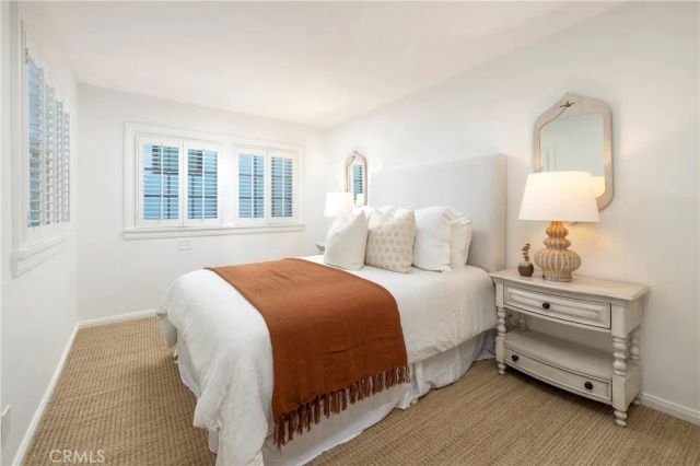 1516 E Ocean Front, Newport Beach, CA 92661