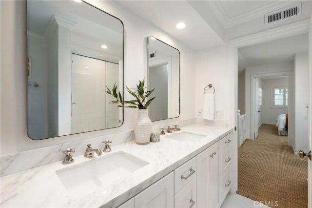 1516 E Ocean Front, Newport Beach, CA 92661