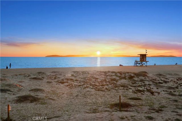 1516 E Ocean Front, Newport Beach, CA 92661