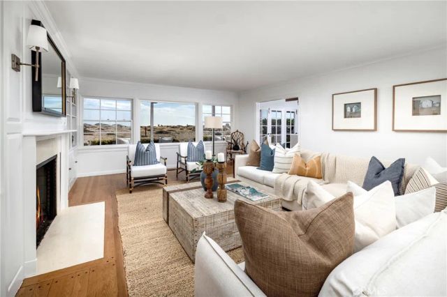 1516 E Ocean Front, Newport Beach, CA 92661