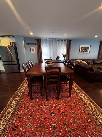 45 Kildare Road, Island Park, NY 11558