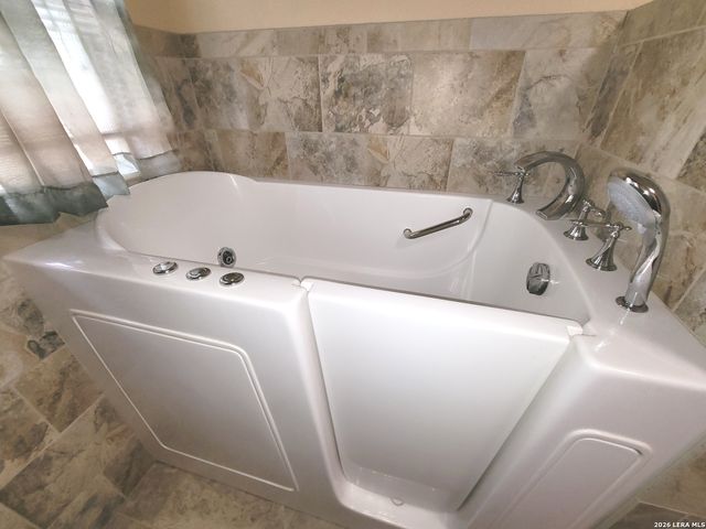 21.16 1951 Dowdy Rd, Seguin, TX 78155