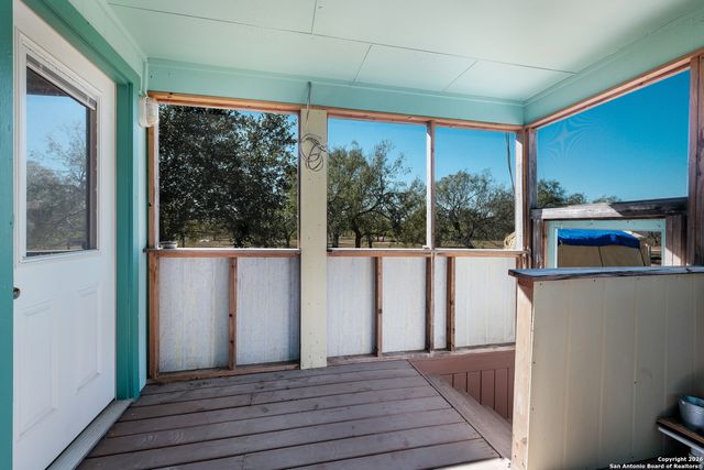 21.16 1951 Dowdy Rd, Seguin, TX 78155