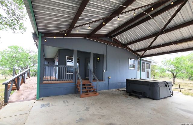 21.16 1951 Dowdy Rd, Seguin, TX 78155
