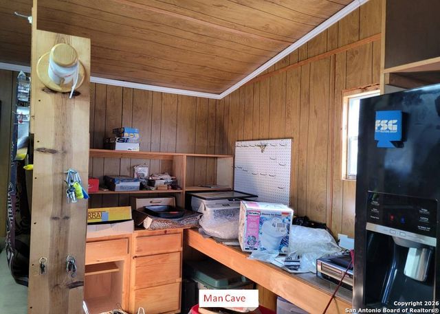 21.16 1951 Dowdy Rd, Seguin, TX 78155