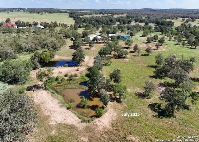 21.16 1951 Dowdy Rd, Seguin, TX 78155