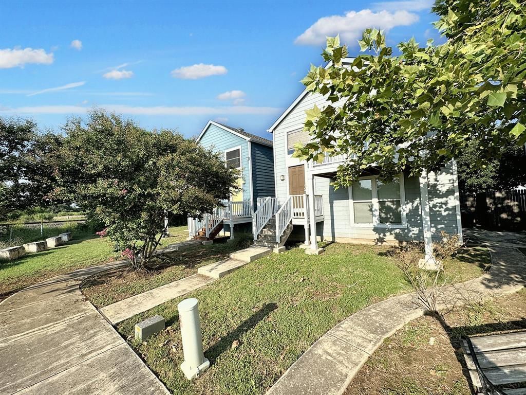 338 trestle tree AB, San Marcos, TX 78666