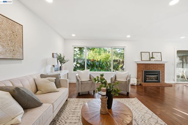 2799 Marsh Dr, San Ramon, CA 94583