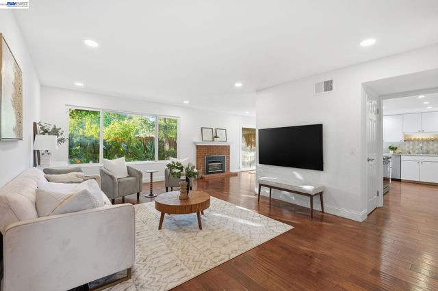 2799 Marsh Dr, San Ramon, CA 94583