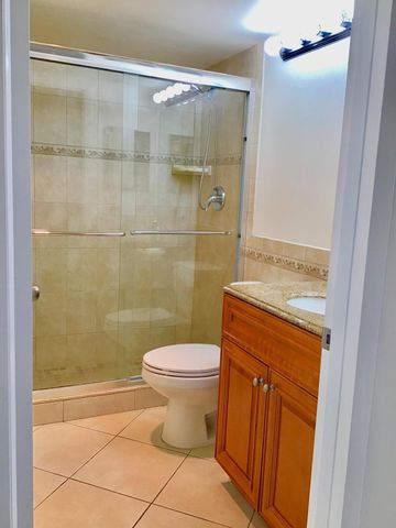 2035 Exeter B 2035, Boca Raton, FL 33434