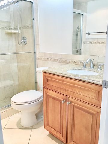 2035 Exeter B 2035, Boca Raton, FL 33434