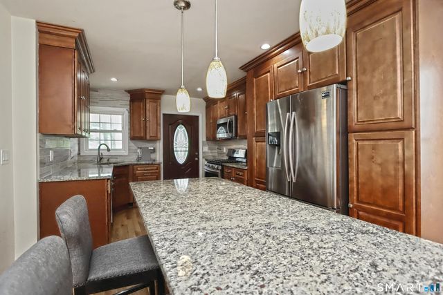 426 Second Avenue, West Haven, CT 06516