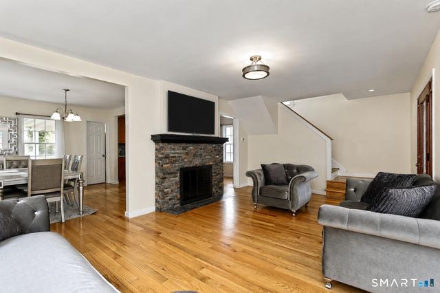 426 Second Avenue, West Haven, CT 06516