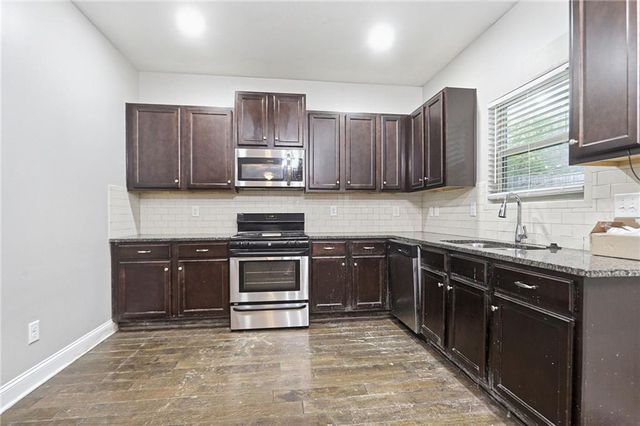 4186 Woodland Park Drive, Atlanta, GA 30331