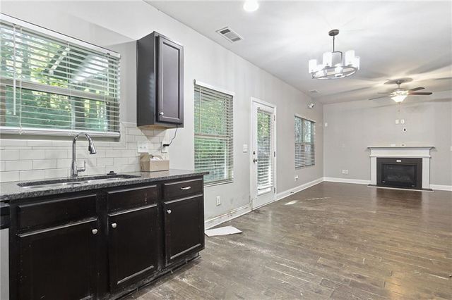 4186 Woodland Park Drive, Atlanta, GA 30331